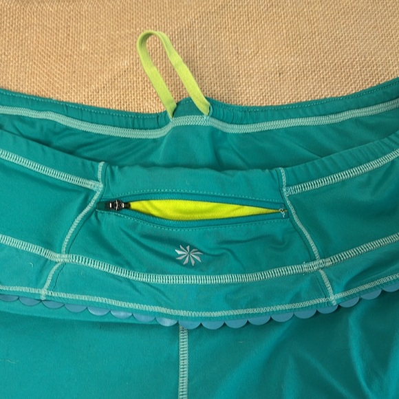 Athleta shorts - Picture 8 of 9